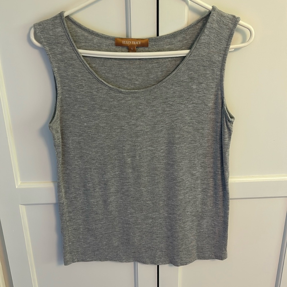 Ellen Tracy Rayon Shell. s